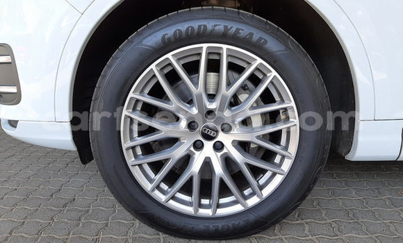 Nunua Ilio tumika Audi Q7 White Gari ndani ya Hlatikulu nchini Wilaya ya Shiselweni Nunua Ilio tumika Audi Q7 White Gari ndani ya Hlatikulu nchini Wilaya ya Shiselweni