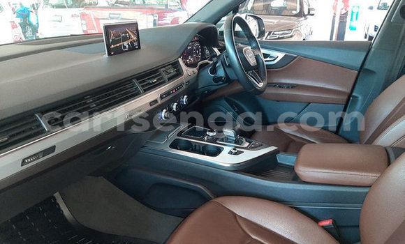 Nunua Ilio tumika Audi Q7 White Gari ndani ya Hlatikulu nchini Wilaya ya Shiselweni Nunua Ilio tumika Audi Q7 White Gari ndani ya Hlatikulu nchini Wilaya ya Shiselweni