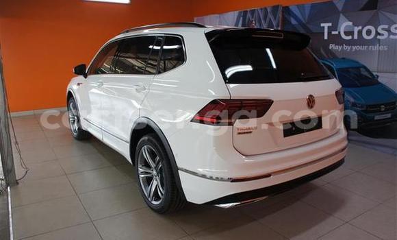 Acheter Occasion Voiture Volkswagen Tiguan Blanc à Ezulwini, Hhohho Acheter Occasion Voiture Volkswagen Tiguan Blanc à Ezulwini, Hhohho