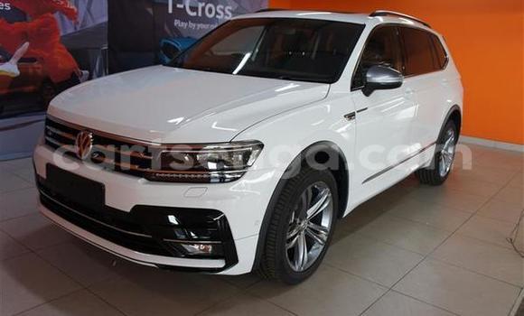 Acheter Occasion Voiture Volkswagen Tiguan Blanc à Ezulwini, Hhohho Acheter Occasion Voiture Volkswagen Tiguan Blanc à Ezulwini, Hhohho