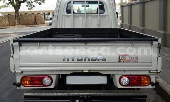 Acheter Occasion Voiture Hyundai H1 Blanc à Ezulwini, Hhohho Acheter Occasion Voiture Hyundai H1 Blanc à Ezulwini, Hhohho