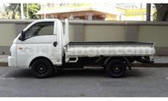 Acheter Occasion Voiture Hyundai H1 Blanc à Ezulwini, Hhohho Acheter Occasion Voiture Hyundai H1 Blanc à Ezulwini, Hhohho
