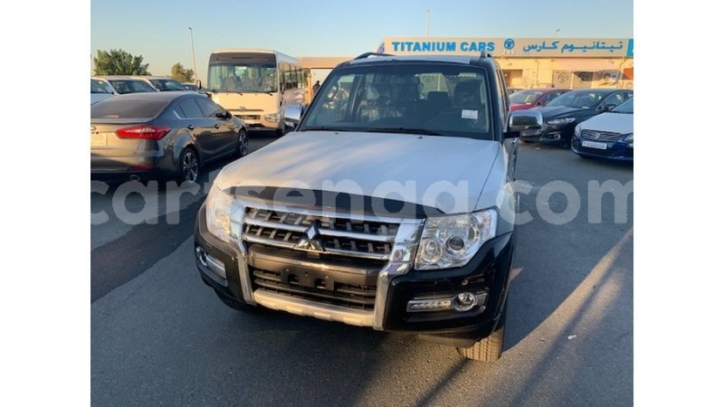 Big with watermark mitsubishi pajero hhohho import dubai 13215