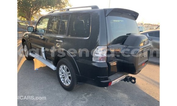 Nunua Imported Mitsubishi Pajero Black Gari ndani ya Import - Dubai nchini Hhohho Nunua Imported Mitsubishi Pajero Black Gari ndani ya Import - Dubai nchini Hhohho