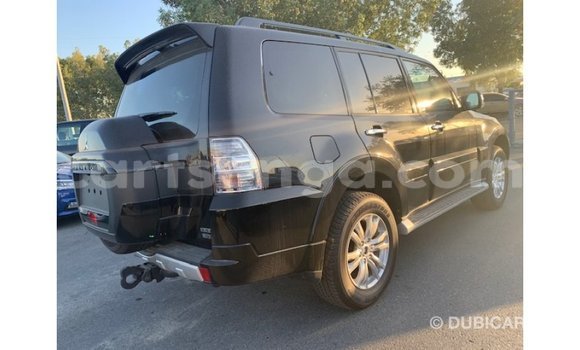 Nunua Imported Mitsubishi Pajero Black Gari ndani ya Import - Dubai nchini Hhohho Nunua Imported Mitsubishi Pajero Black Gari ndani ya Import - Dubai nchini Hhohho