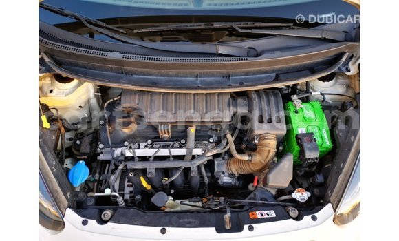 Acheter Import Voiture Kia Picanto Blanc à Import - Dubai, Hhohho Acheter Import Voiture Kia Picanto Blanc à Import - Dubai, Hhohho