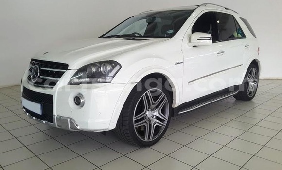 Buy Used Mercedes‒Benz ML–Class White Car in Manzini in Manzini Buy Used Mercedes‒Benz ML–Class White Car in Manzini in Manzini