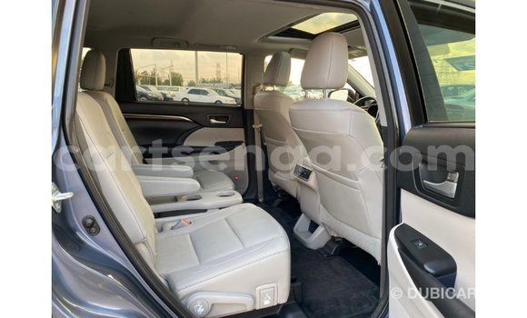 Buy Import Toyota Highlander Blue Car in Import - Dubai in Hhohho Buy Import Toyota Highlander Blue Car in Import - Dubai in Hhohho