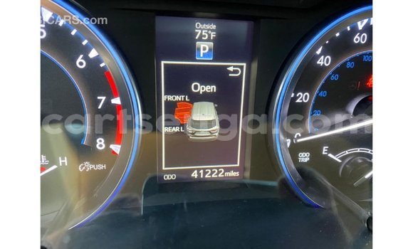 Buy Import Toyota Highlander Green Car in Import - Dubai in Hhohho Buy Import Toyota Highlander Green Car in Import - Dubai in Hhohho