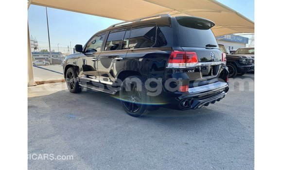 Buy Import Toyota Land Cruiser Black Car in Import - Dubai in Hhohho Buy Import Toyota Land Cruiser Black Car in Import - Dubai in Hhohho