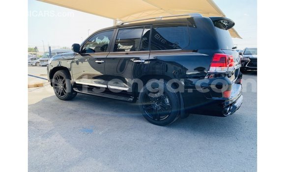 Buy Import Toyota Land Cruiser Black Car in Import - Dubai in Hhohho Buy Import Toyota Land Cruiser Black Car in Import - Dubai in Hhohho