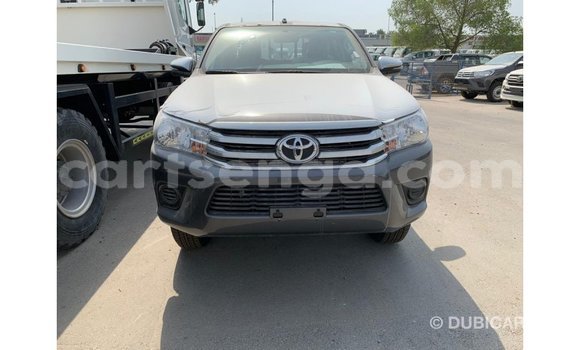 Nunua Imported Toyota Hilux Other Gari ndani ya Import - Dubai nchini Hhohho Nunua Imported Toyota Hilux Other Gari ndani ya Import - Dubai nchini Hhohho
