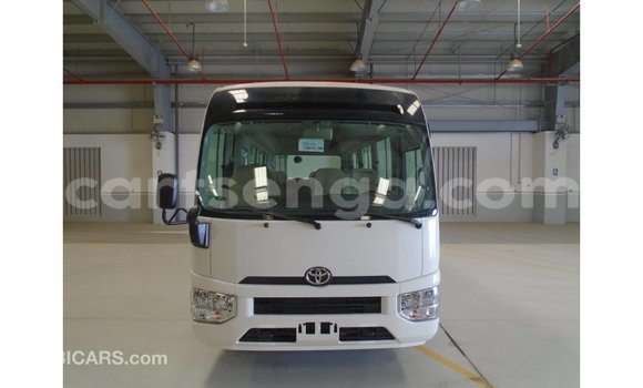 Nunua Imported Abarth 595 White Gari ndani ya Import - Dubai nchini Hhohho Nunua Imported Abarth 595 White Gari ndani ya Import - Dubai nchini Hhohho