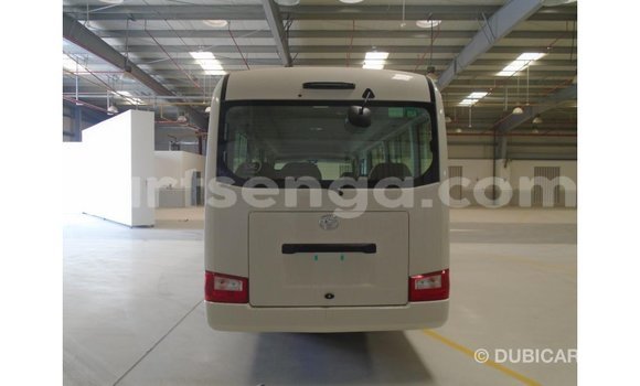 Nunua Imported Abarth 595 White Gari ndani ya Import - Dubai nchini Hhohho Nunua Imported Abarth 595 White Gari ndani ya Import - Dubai nchini Hhohho