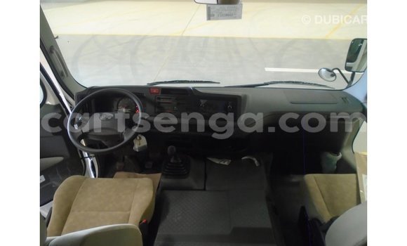 Nunua Imported Abarth 595 White Gari ndani ya Import - Dubai nchini Hhohho Nunua Imported Abarth 595 White Gari ndani ya Import - Dubai nchini Hhohho