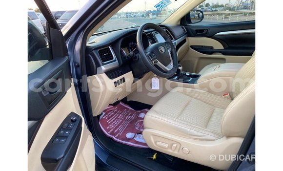 Buy Import Toyota Highlander Blue Car in Import - Dubai in Hhohho Buy Import Toyota Highlander Blue Car in Import - Dubai in Hhohho