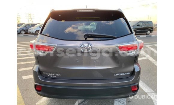 Buy Import Toyota Highlander Other Car in Import - Dubai in Hhohho Buy Import Toyota Highlander Other Car in Import - Dubai in Hhohho