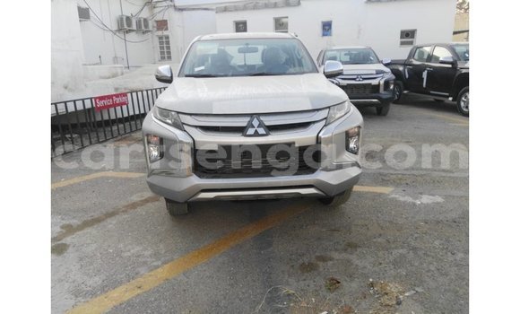 Nunua Imported Mitsubishi L200 Other Gari ndani ya Import - Dubai nchini Hhohho Nunua Imported Mitsubishi L200 Other Gari ndani ya Import - Dubai nchini Hhohho