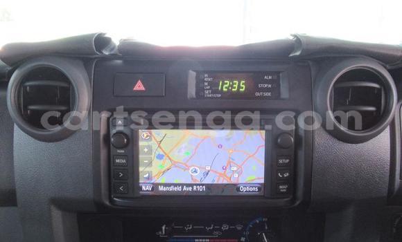 Buy Used Toyota Land Cruiser White Car in Ezulwini in Hhohho Buy Used Toyota Land Cruiser White Car in Ezulwini in Hhohho