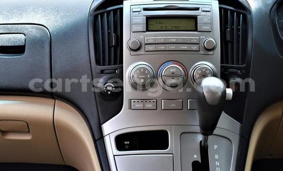 Acheter Occasion Voiture Hyundai H1 Blanc à Ezulwini, Hhohho Acheter Occasion Voiture Hyundai H1 Blanc à Ezulwini, Hhohho