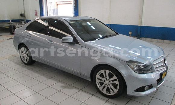Acheter Occasion Voiture Mercedes‒Benz C–Class Gris à Ezulwini, Hhohho Acheter Occasion Voiture Mercedes‒Benz C–Class Gris à Ezulwini, Hhohho