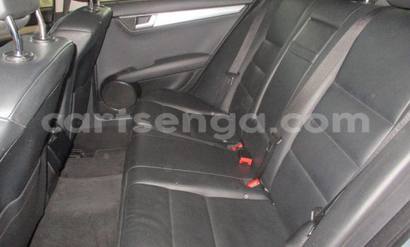 Acheter Occasion Voiture Mercedes‒Benz C–Class Gris à Ezulwini, Hhohho Acheter Occasion Voiture Mercedes‒Benz C–Class Gris à Ezulwini, Hhohho