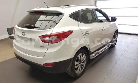 Nunua Ilio tumika Hyundai ix35 White Gari ndani ya Hlatikulu nchini Wilaya ya Shiselweni Nunua Ilio tumika Hyundai ix35 White Gari ndani ya Hlatikulu nchini Wilaya ya Shiselweni