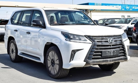 Nunua Imported Lexus LX White Gari ndani ya Import - Dubai nchini Hhohho Nunua Imported Lexus LX White Gari ndani ya Import - Dubai nchini Hhohho