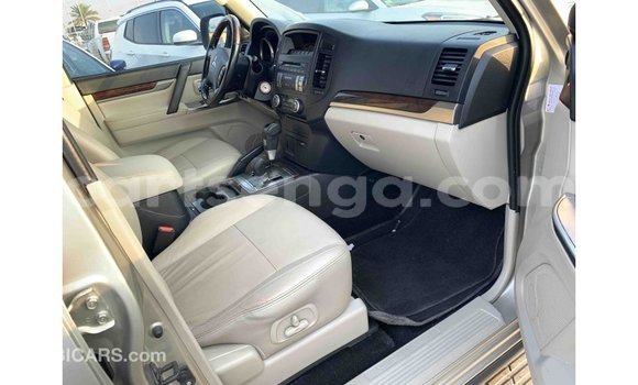 Nunua Imported Mitsubishi Pajero Other Gari ndani ya Import - Dubai nchini Hhohho Nunua Imported Mitsubishi Pajero Other Gari ndani ya Import - Dubai nchini Hhohho