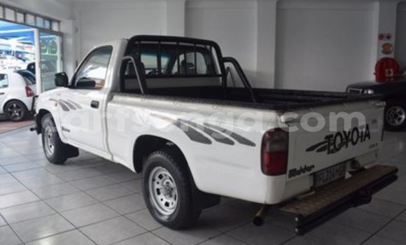 Buy Used Toyota Hilux White Car in Manzini in Manzini Buy Used Toyota Hilux White Car in Manzini in Manzini