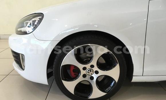Nunua Ilio tumika Volkswagen Golf GTI White Gari ndani ya Manzini nchini Manzini Nunua Ilio tumika Volkswagen Golf GTI White Gari ndani ya Manzini nchini Manzini