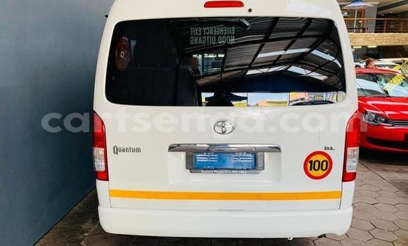 Acheter Occasion Voiture Toyota Aristo Blanc à Ezulwini, Hhohho Acheter Occasion Voiture Toyota Aristo Blanc à Ezulwini, Hhohho