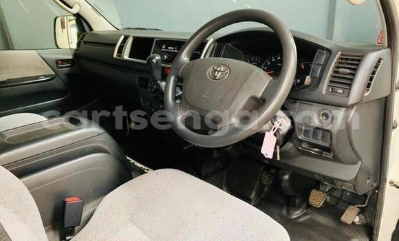 Acheter Occasion Voiture Toyota Aristo Blanc à Ezulwini, Hhohho Acheter Occasion Voiture Toyota Aristo Blanc à Ezulwini, Hhohho