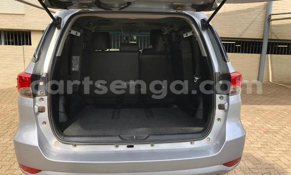 Nunua Ilio tumika Toyota Fortuner Silver Gari ndani ya Ezulwini nchini Hhohho Nunua Ilio tumika Toyota Fortuner Silver Gari ndani ya Ezulwini nchini Hhohho