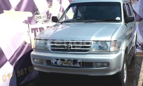 Acheter Occasion Voiture Toyota Comfort Gris à Bulembu, Hhohho Acheter Occasion Voiture Toyota Comfort Gris à Bulembu, Hhohho