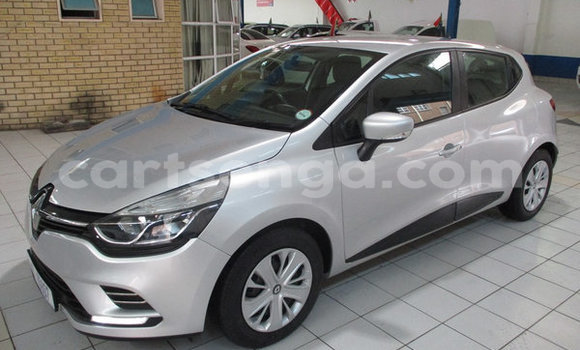 Acheter Occasion Voiture Renault Clio Gris à Ezulwini, Hhohho Acheter Occasion Voiture Renault Clio Gris à Ezulwini, Hhohho
