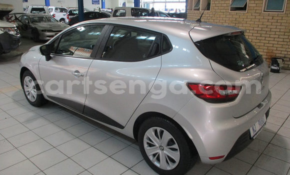 Acheter Occasion Voiture Renault Clio Gris à Ezulwini, Hhohho Acheter Occasion Voiture Renault Clio Gris à Ezulwini, Hhohho