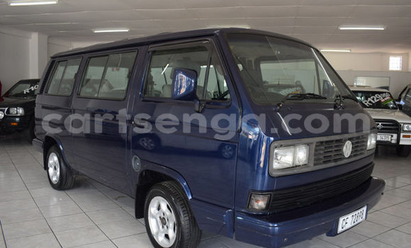 Acheter Occasion Voiture Volkswagen Caravelle Bleu à Ezulwini, Hhohho Acheter Occasion Voiture Volkswagen Caravelle Bleu à Ezulwini, Hhohho