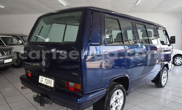 Acheter Occasion Voiture Volkswagen Caravelle Bleu à Ezulwini, Hhohho Acheter Occasion Voiture Volkswagen Caravelle Bleu à Ezulwini, Hhohho