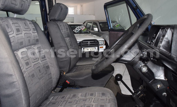 Acheter Occasion Voiture Volkswagen Caravelle Bleu à Ezulwini, Hhohho Acheter Occasion Voiture Volkswagen Caravelle Bleu à Ezulwini, Hhohho