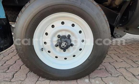 Acheter Occasion Voiture Toyota Hilux Bleu à Ezulwini, Hhohho Acheter Occasion Voiture Toyota Hilux Bleu à Ezulwini, Hhohho