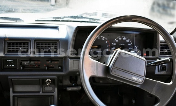 Buy Used Toyota Hilux White Car in Hlatikulu in Shiselweni District Buy Used Toyota Hilux White Car in Hlatikulu in Shiselweni District