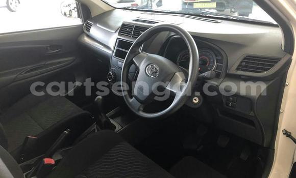 Nunua Ilio tumika Toyota Avanza White Gari ndani ya Ezulwini nchini Hhohho Nunua Ilio tumika Toyota Avanza White Gari ndani ya Ezulwini nchini Hhohho