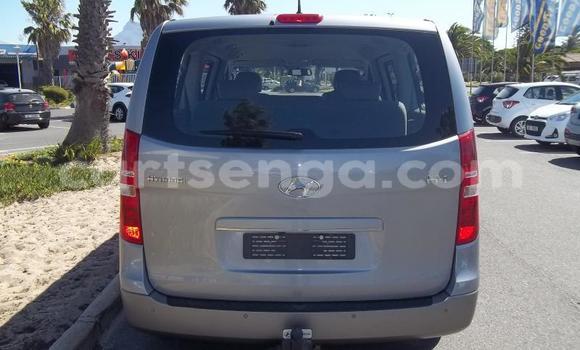 Buy Used Hyundai H1 Silver Car in Ezulwini in Hhohho Buy Used Hyundai H1 Silver Car in Ezulwini in Hhohho
