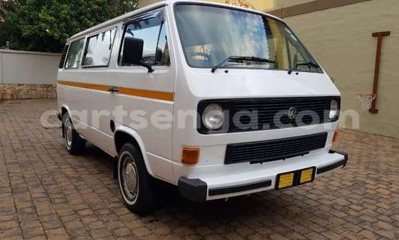 Acheter Occasion Voiture Volkswagen Multivan Blanc à Ezulwini, Hhohho Acheter Occasion Voiture Volkswagen Multivan Blanc à Ezulwini, Hhohho