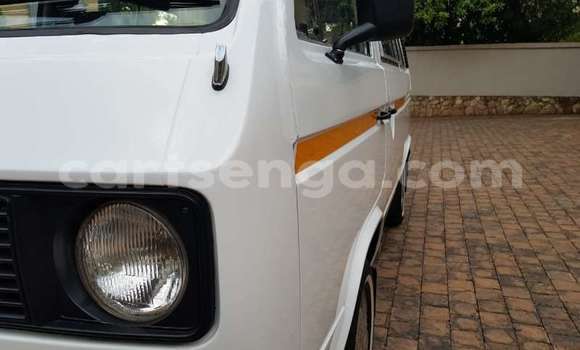 Acheter Occasion Voiture Volkswagen Multivan Blanc à Ezulwini, Hhohho Acheter Occasion Voiture Volkswagen Multivan Blanc à Ezulwini, Hhohho