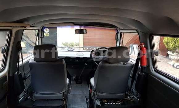 Acheter Occasion Voiture Volkswagen Multivan Blanc à Ezulwini, Hhohho Acheter Occasion Voiture Volkswagen Multivan Blanc à Ezulwini, Hhohho