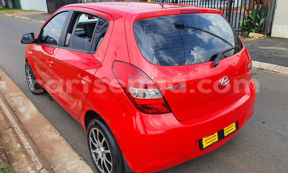 Nunua Ilio tumika Hyundai i20 Red Gari ndani ya Ezulwini nchini Hhohho Nunua Ilio tumika Hyundai i20 Red Gari ndani ya Ezulwini nchini Hhohho