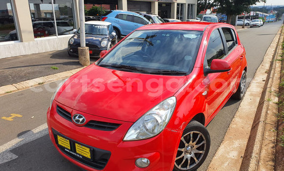 Nunua Ilio tumika Hyundai i20 Red Gari ndani ya Ezulwini nchini Hhohho Nunua Ilio tumika Hyundai i20 Red Gari ndani ya Ezulwini nchini Hhohho