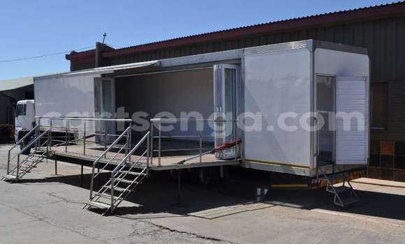 Nunua Ilio tumika Toyota Dyna White Lori ndani ya Mbabane nchini Manzini Nunua Ilio tumika Toyota Dyna White Lori ndani ya Mbabane nchini Manzini